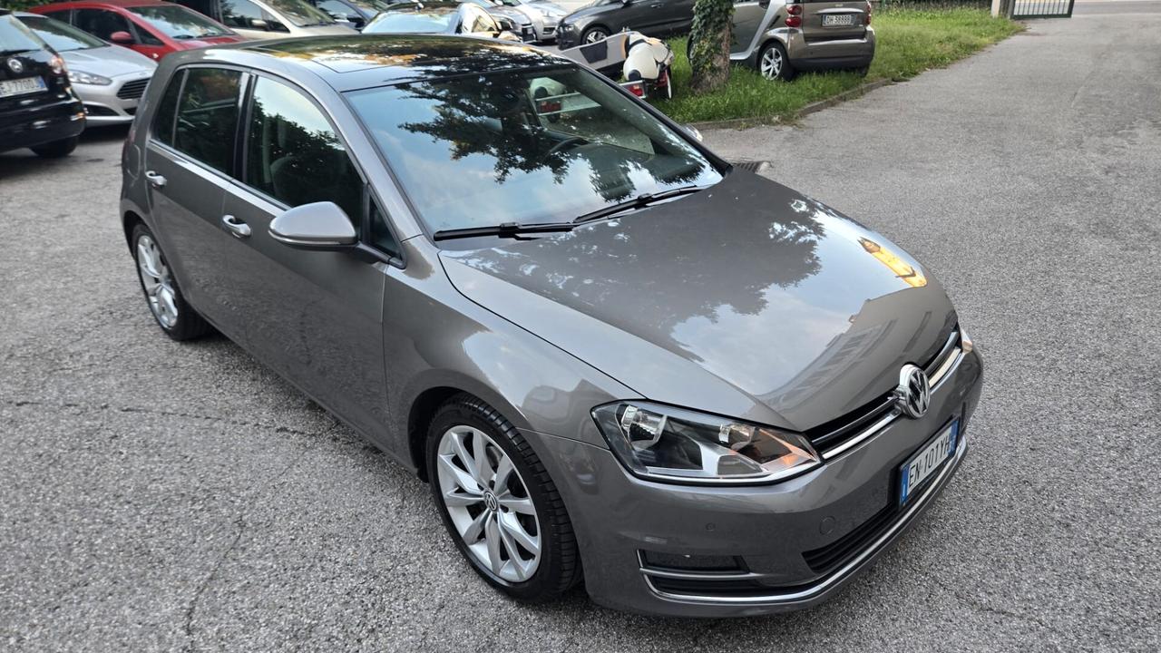Volkswagen Golf 1.4 TSI 140 CV 5p. Highline BlueMotion Tettuccio
