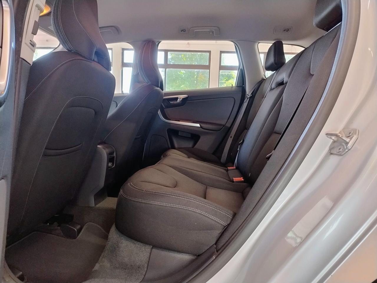 VOLVO XC60 2.0 D3 Kinetic 150cv MANUALE