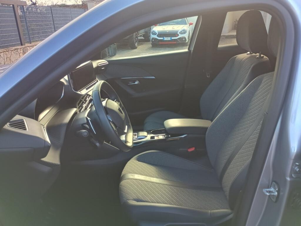 Peugeot 2008 1.2 130cv EAT8 Allure