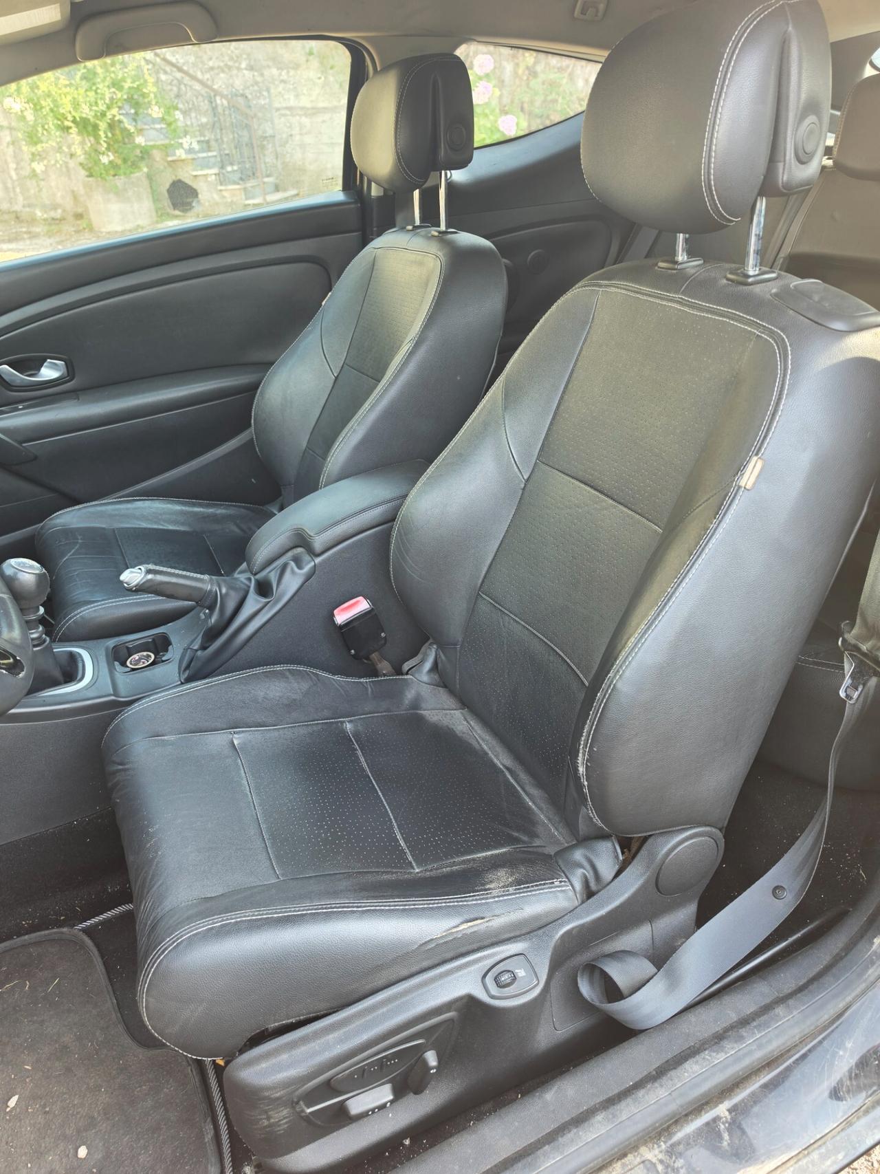 Renault Megane Mégane Coupé 1.9 dCi 130CV Luxe
