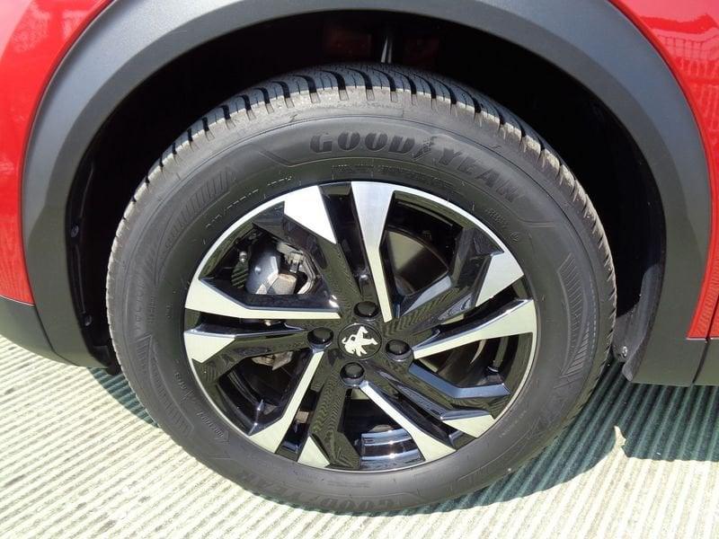 Peugeot 2008 motore elettrico 136 CV Allure Pack