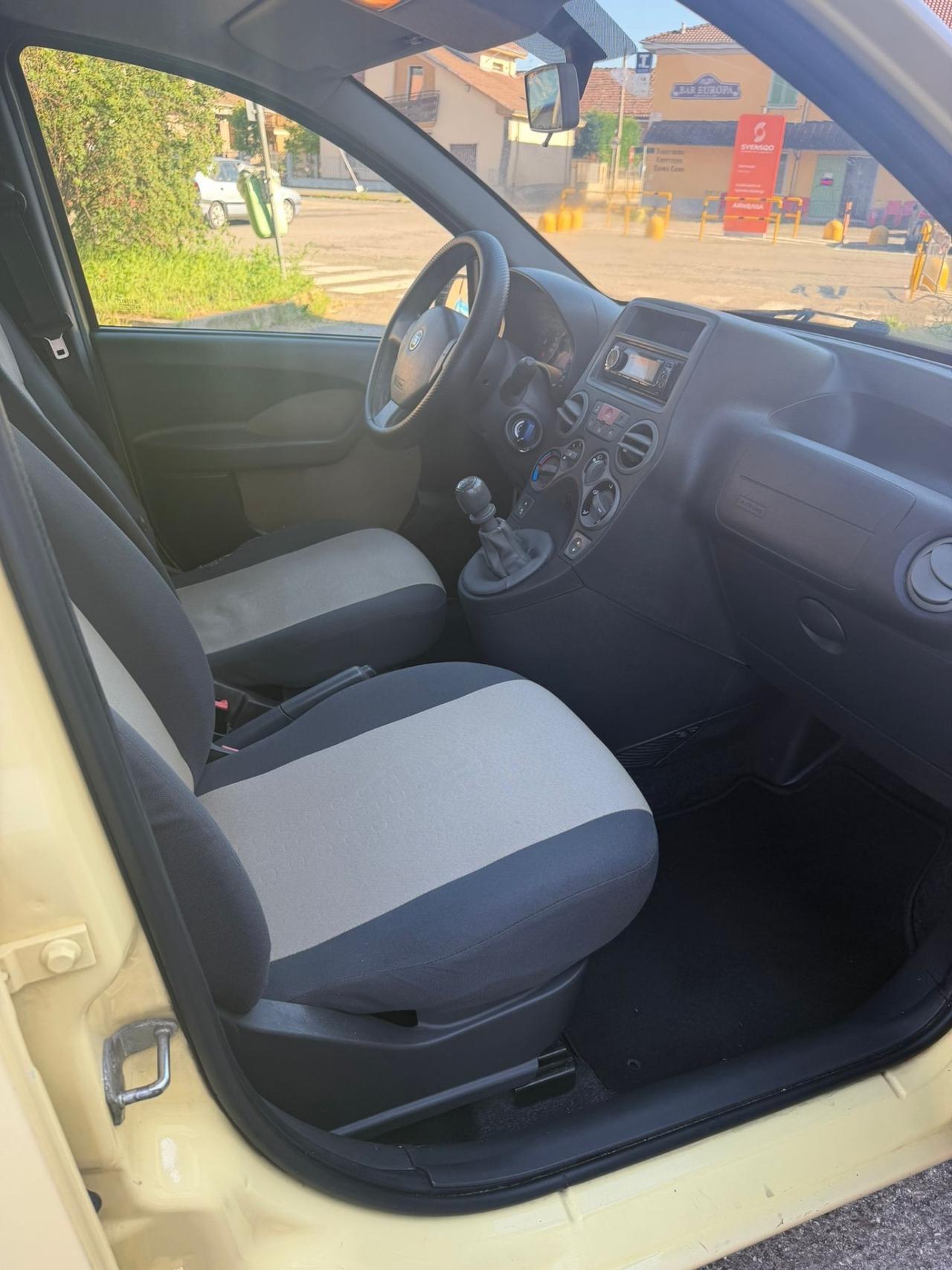 Fiat Panda 1.2 Dynamic benzina metano neopatentato