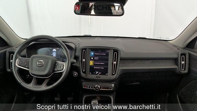 Volvo XC40 (2017----) T2 MOMENTUM CORE