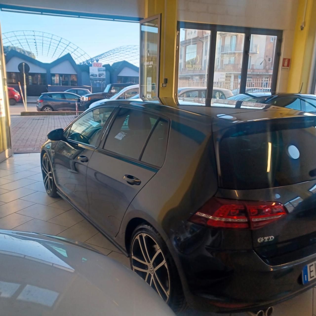 GOLF 7 GTD 2.0 TDI AUTOM OTTIMO STATO