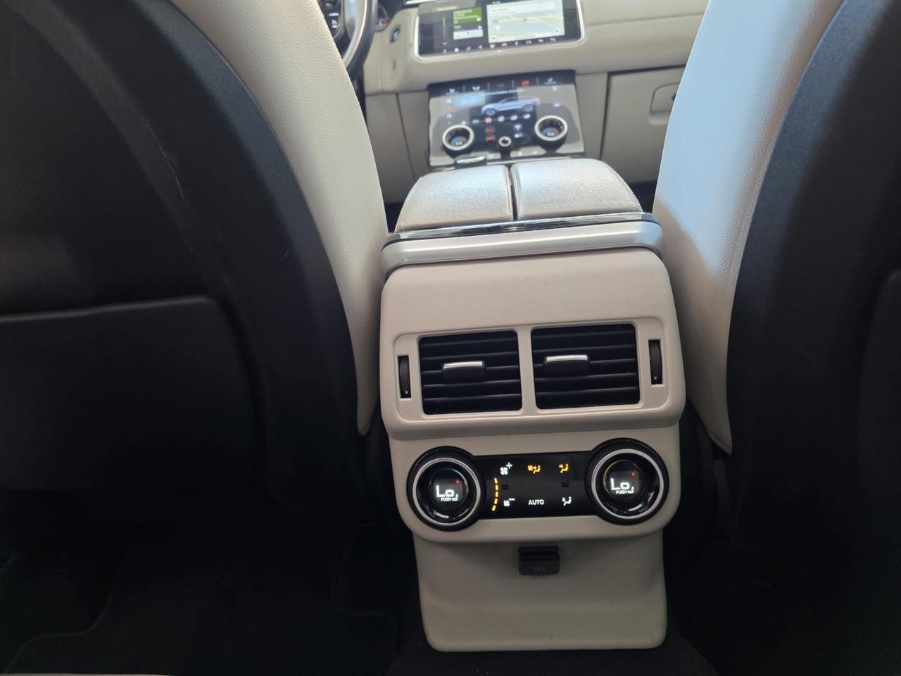 Land Rover Range Velar 3.0D V6 300 CV R-Dynamic HSE