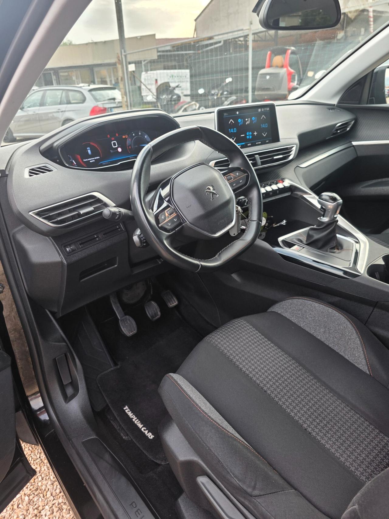 Peugeot 3008 BlueHDi 130 S&S Allure