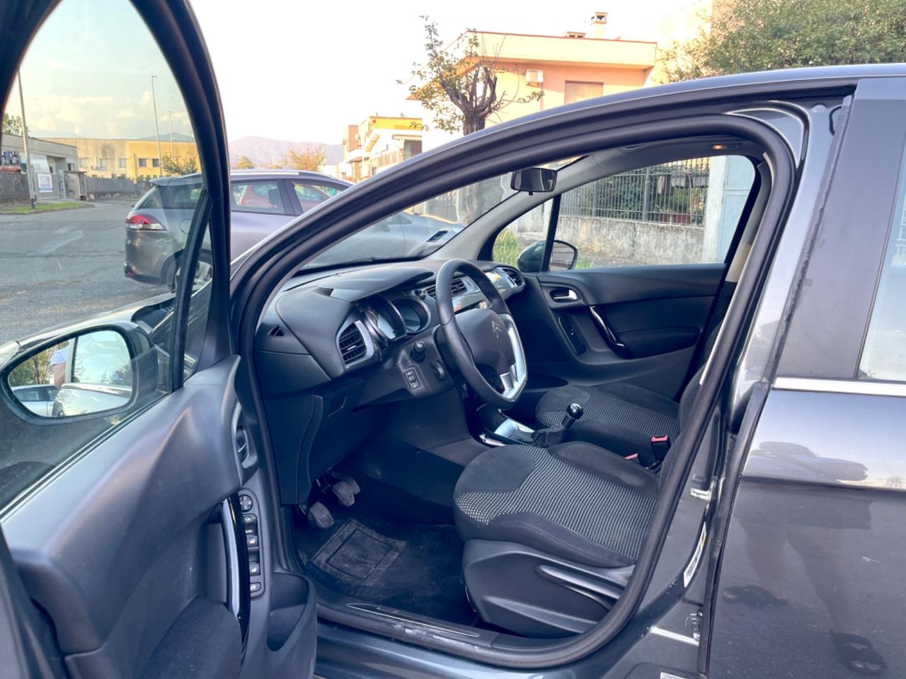 Citroen C3 1.2 VTi 82 Exclusive tetto panoramico per Neopatentati 2014
