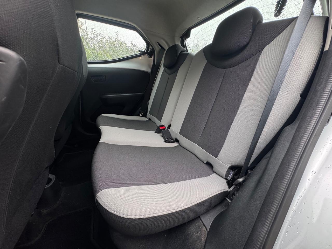 Toyota Aygo 1.0 VVT-i 69 CV 5 SOLO 67900km NEOPATENTATI