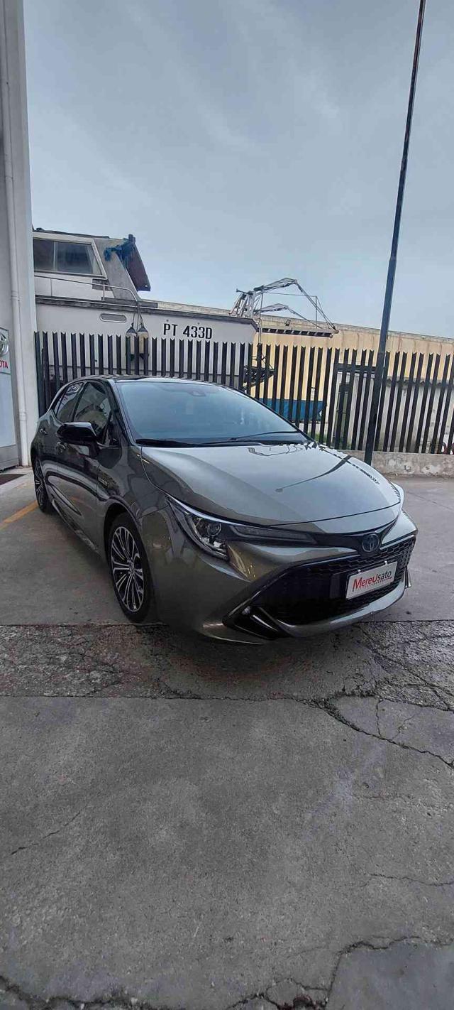 TOYOTA Corolla 1.8 Hybrid Style