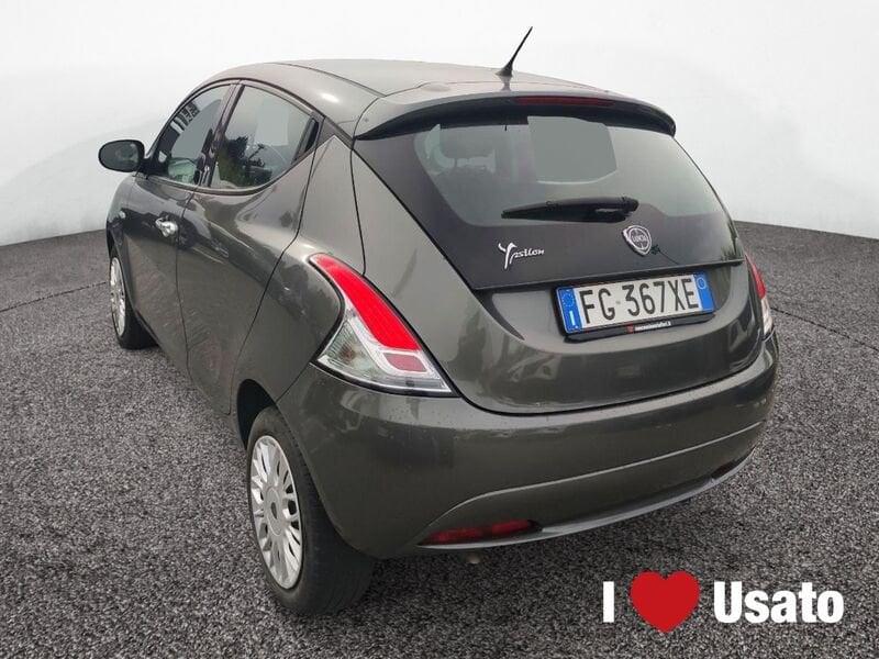 Lancia Ypsilon III 2015 1.2 Silver 69cv