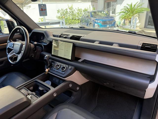 LAND ROVER Defender 110 3.0D I6 300 CV AWD Auto X-Dynamic HSE