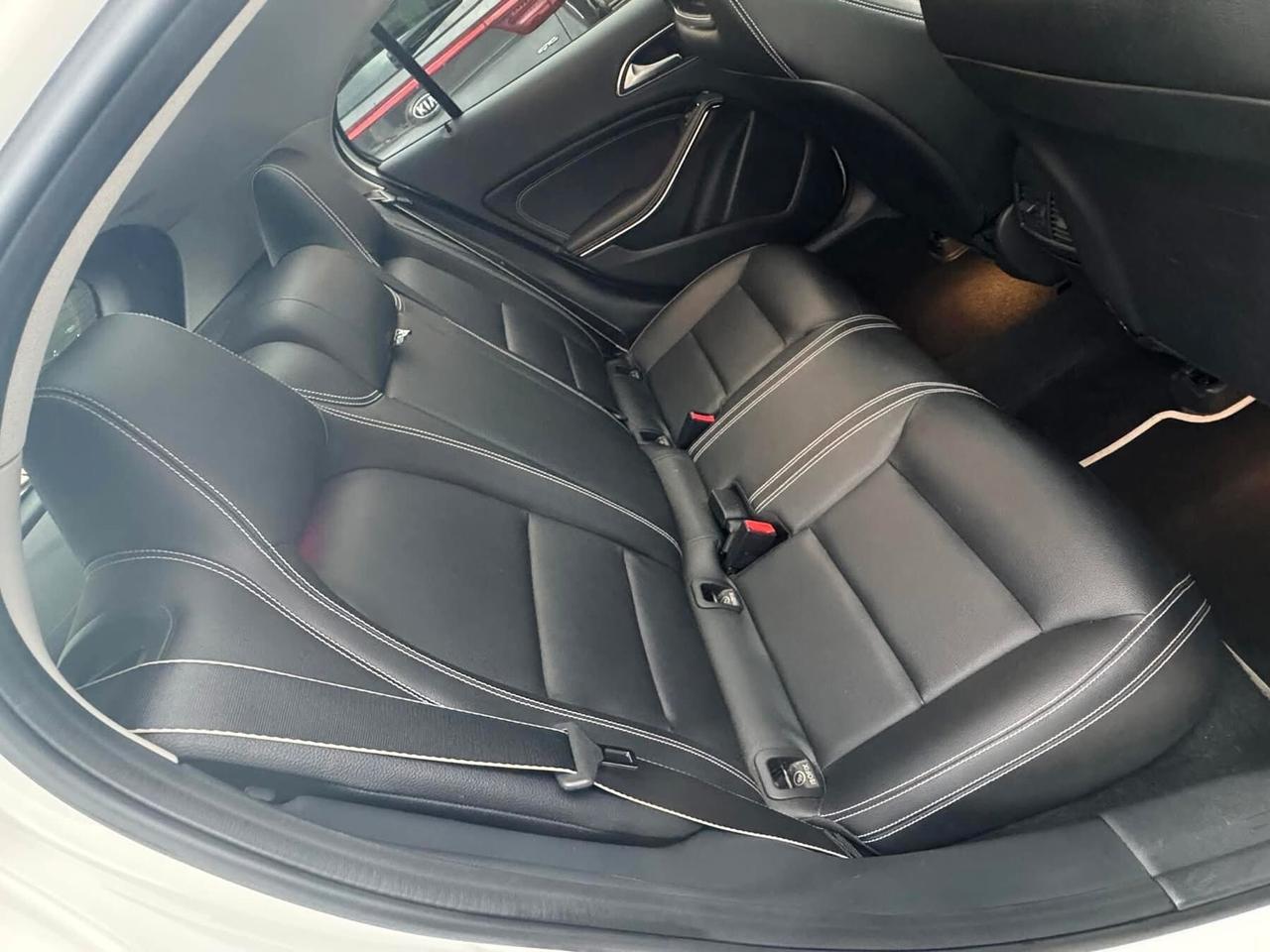 Mercedes-benz GLA 200 d Automatic Premium NIGHT EDITION