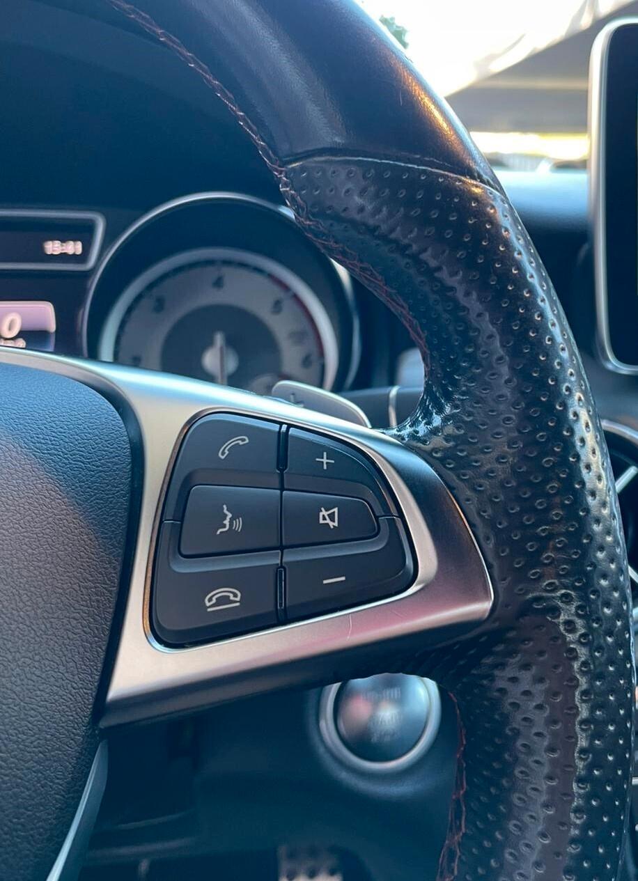 MERCEDES-BENZ CLA AMG Premium200D Dark Night