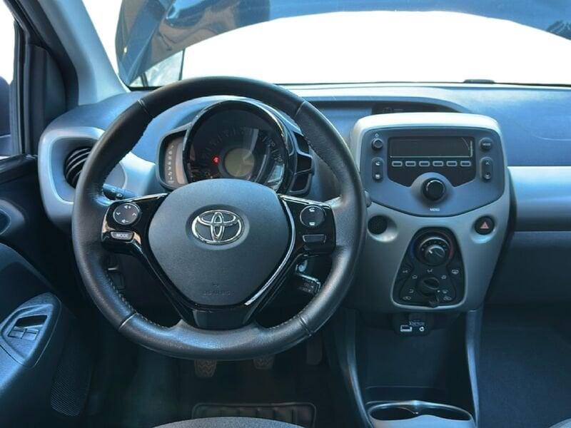 Toyota Aygo Aygo 1.0 VVT-i 69 CV 5 porte x-wave