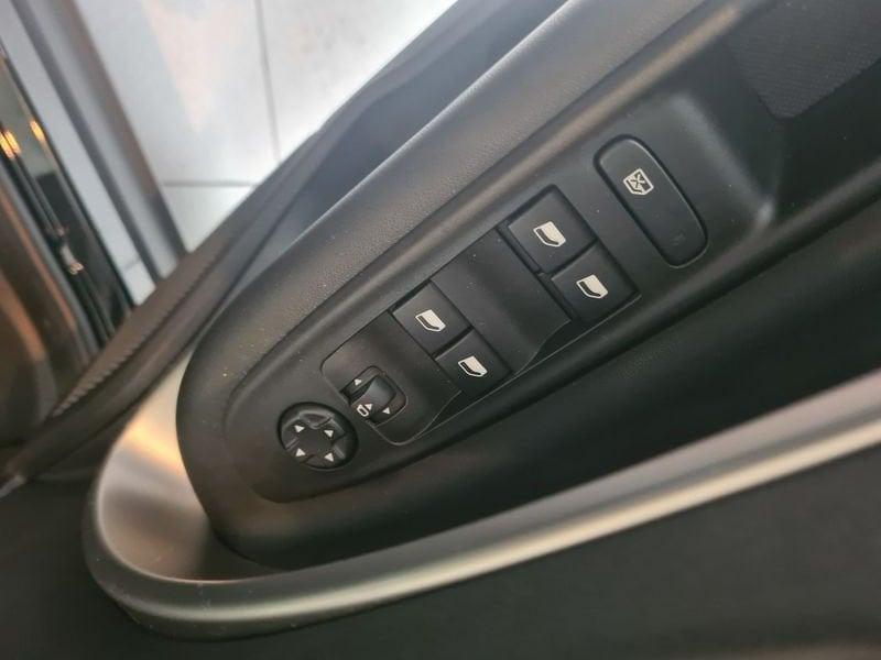 Jeep Avenger 1.2 Turbo Summit
