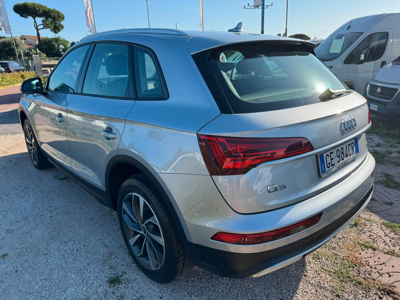 Audi Q5 2.0TDI 204CV quattro S tronic Business UNIPRO
