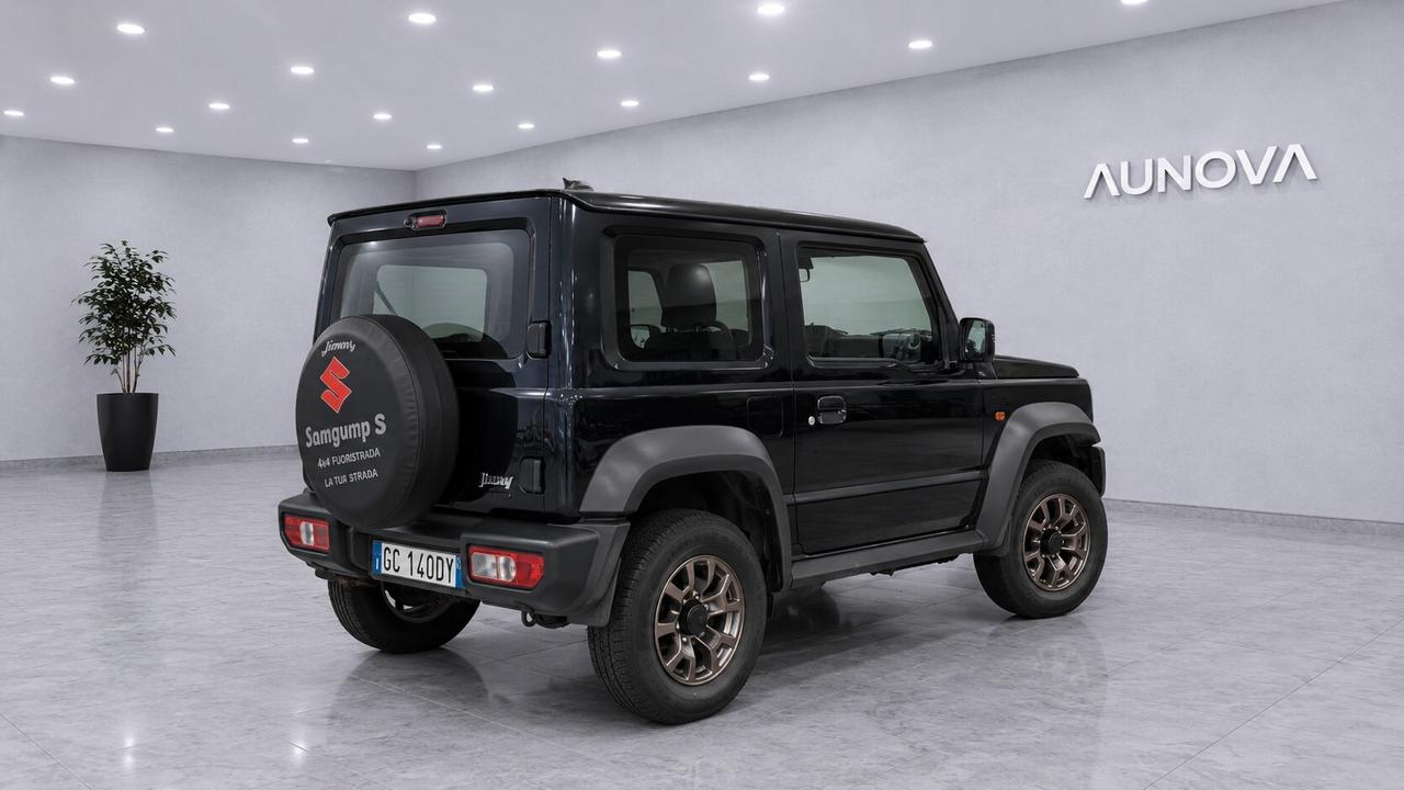 Suzuki Jimny 1.5 5MT Top