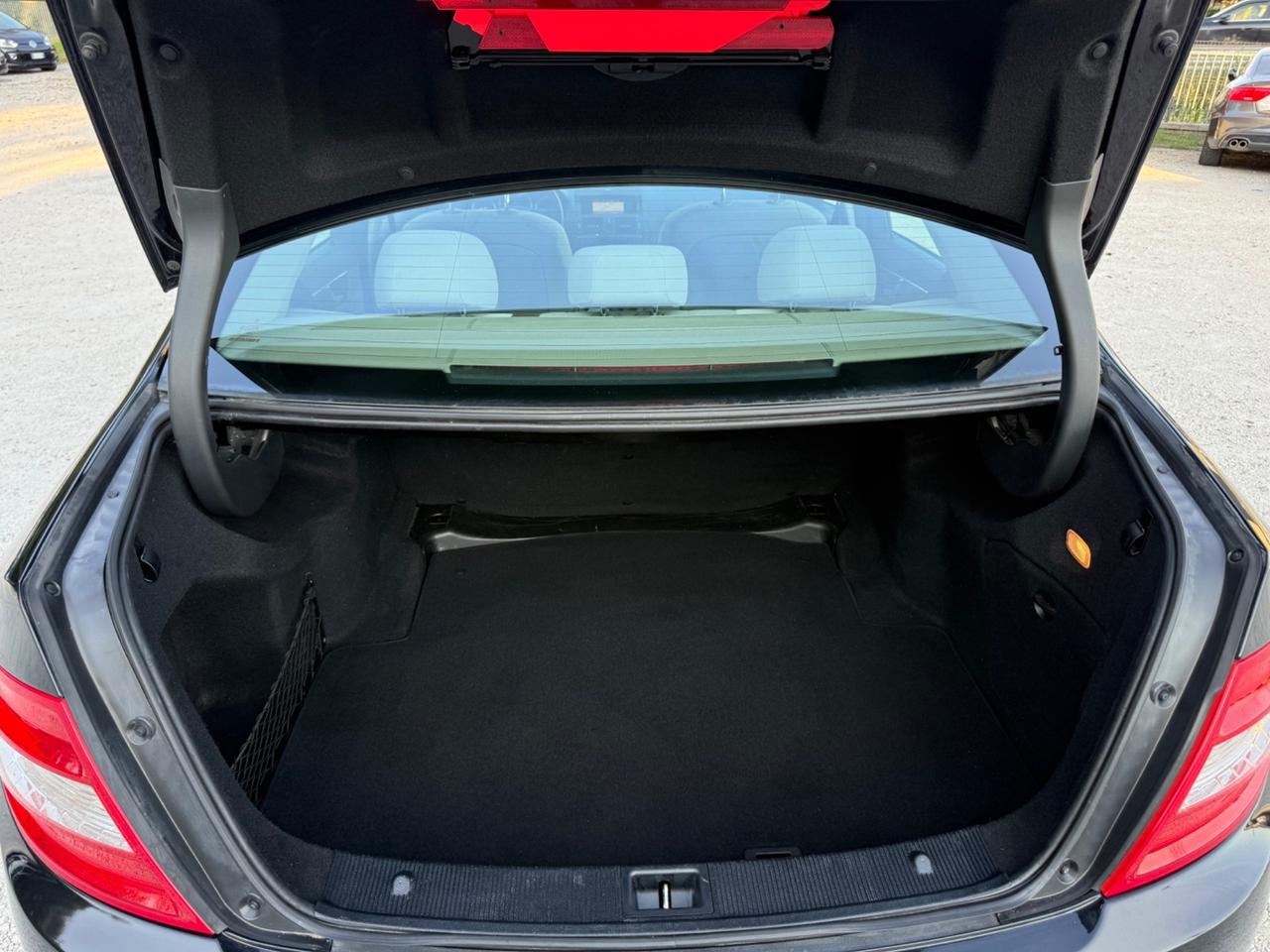 Mercedes-benz C 220 CDI Eleg. Automatico
