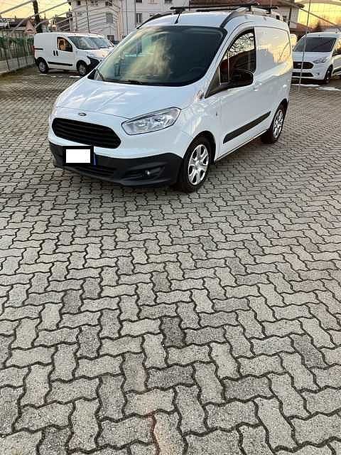 Ford Transit Courier 