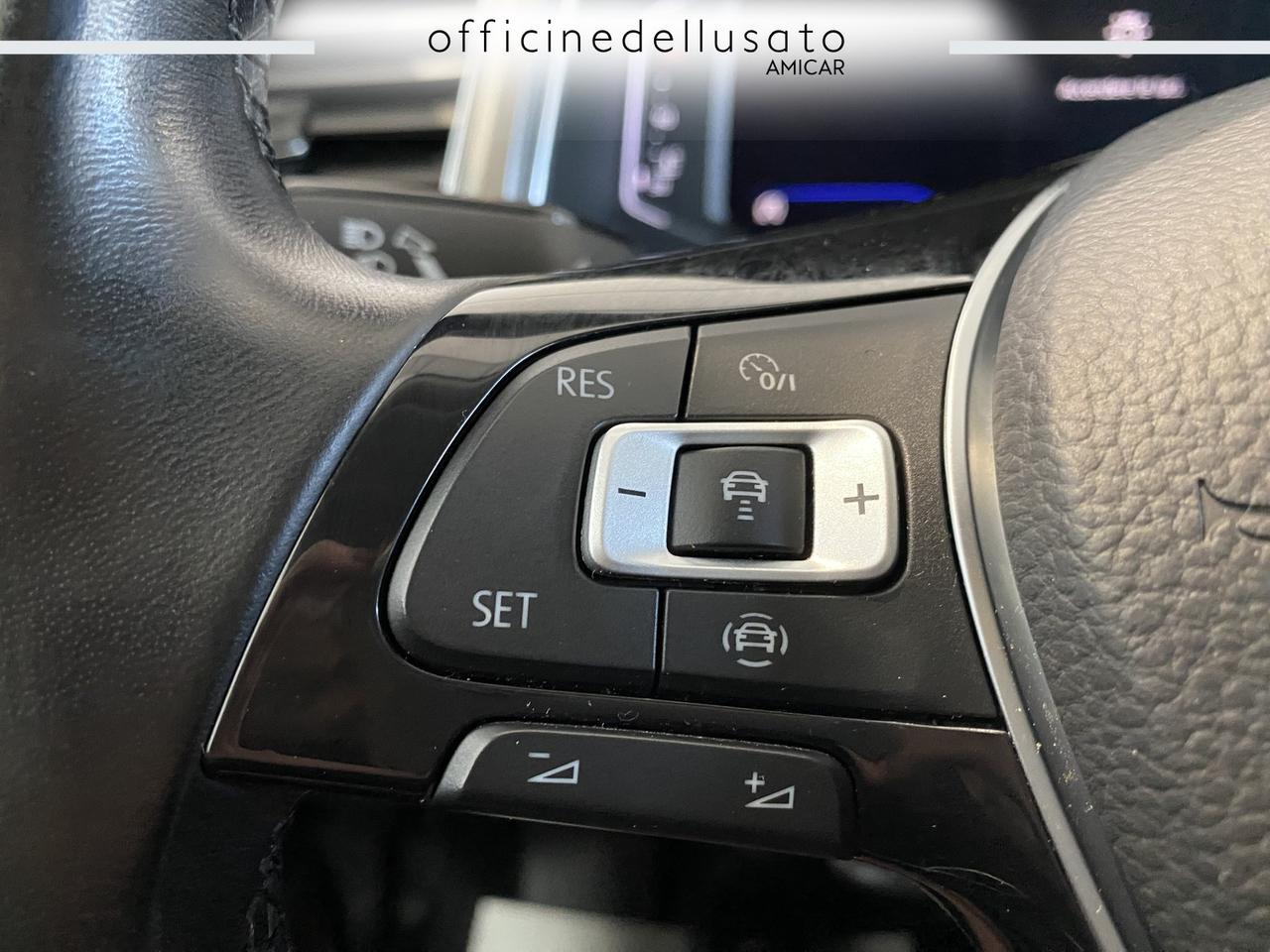 Volkswagen T-Roc 1.0 tsi 110cv style