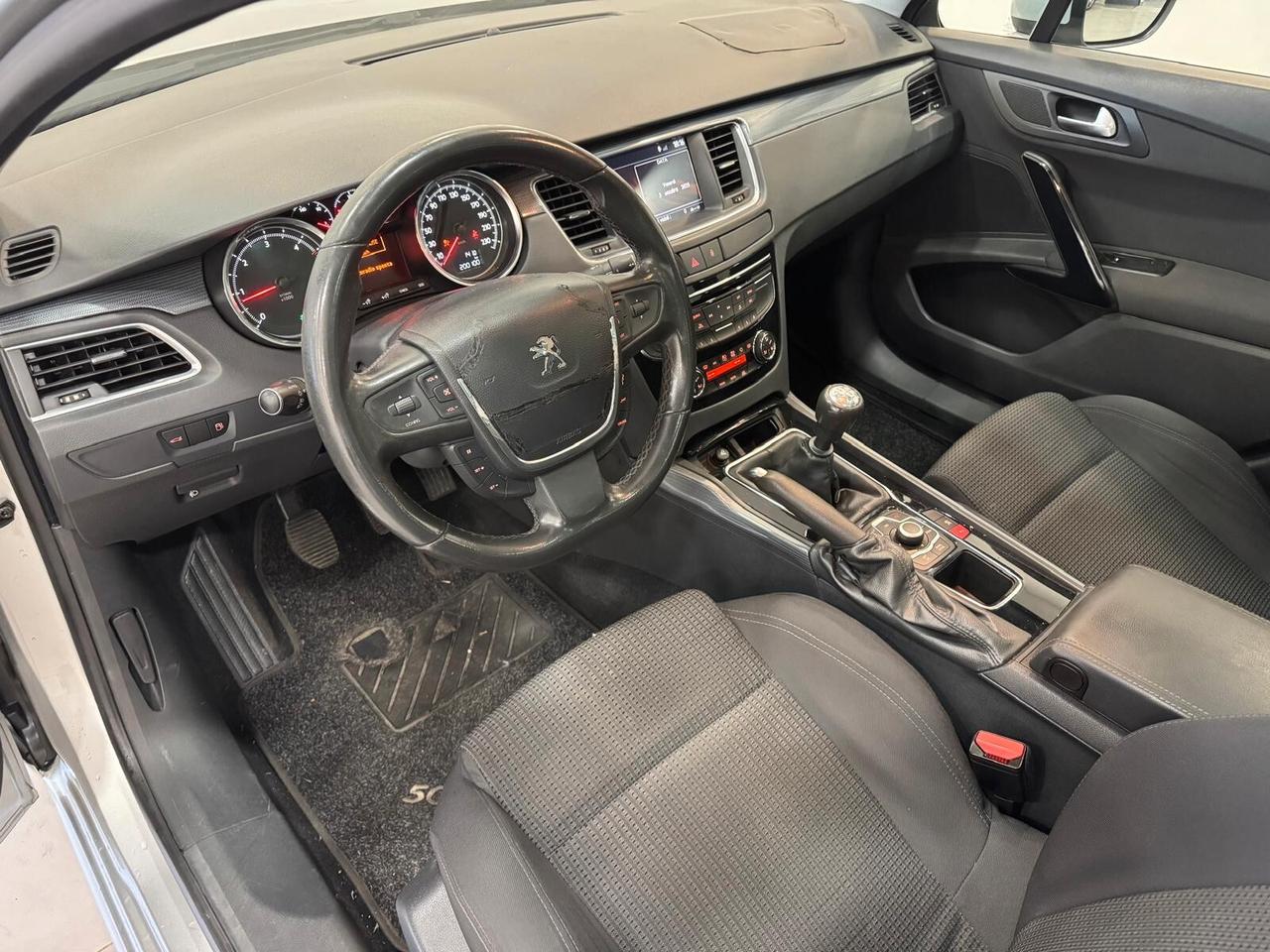 Peugeot 508 2.0 HDi 140CV SW Ciel Allure