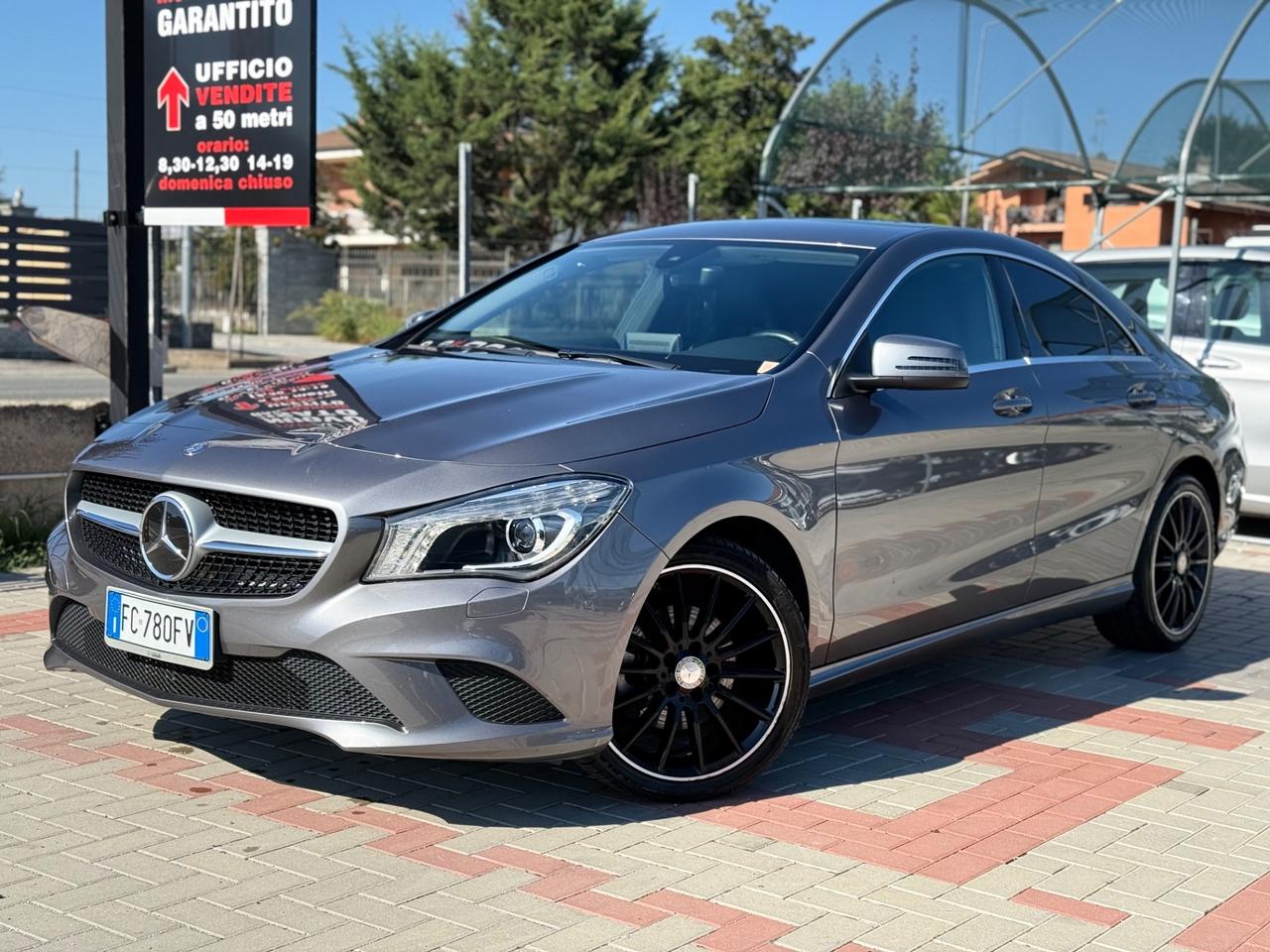 Mercedes-benz CLA 180 BERLINA Automatic Sport Night