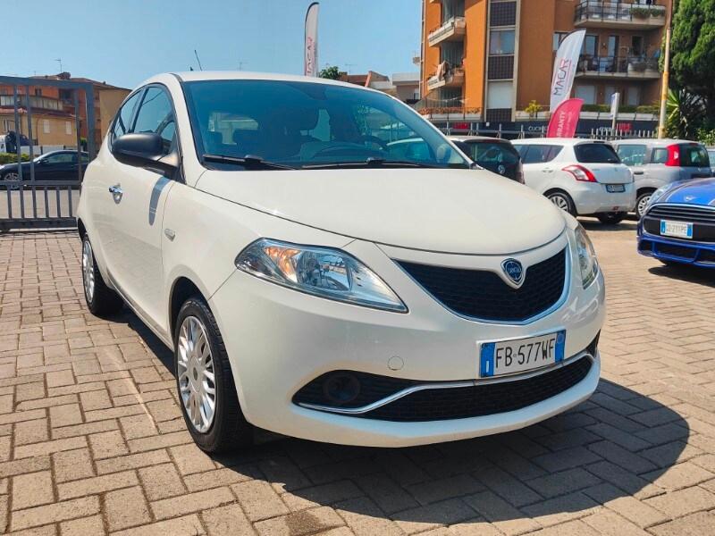 LANCIA Ypsilon 3ª serie Ypsilon 1.2 69 CV 5 po...