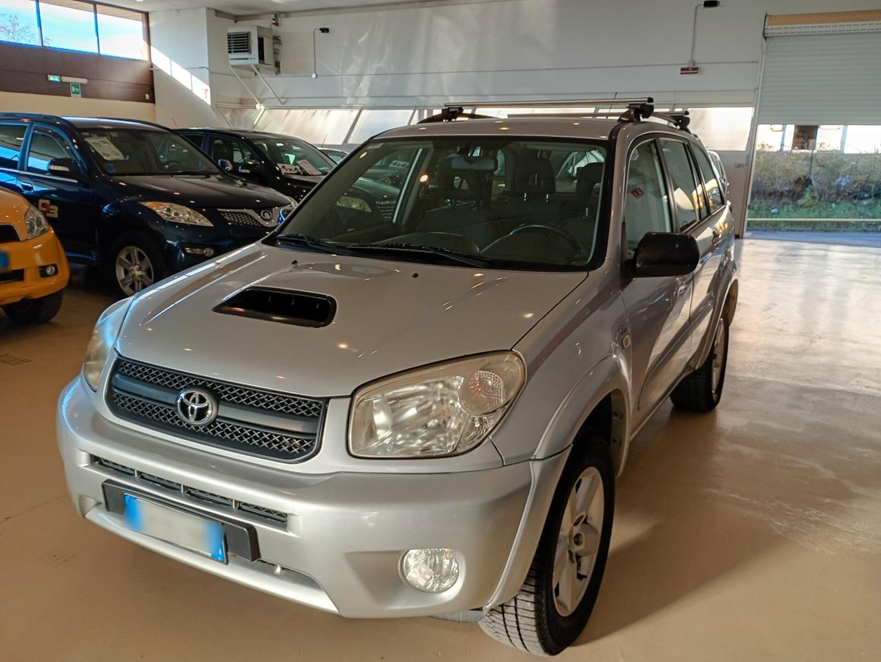 Toyota RAV 4 RAV4 2.0 Tdi D-4D cat 5 porte Sol