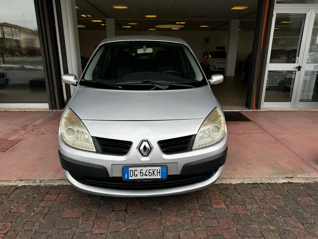 Renault Scenic Scénic 1.5 dCi/105CV Dynamique