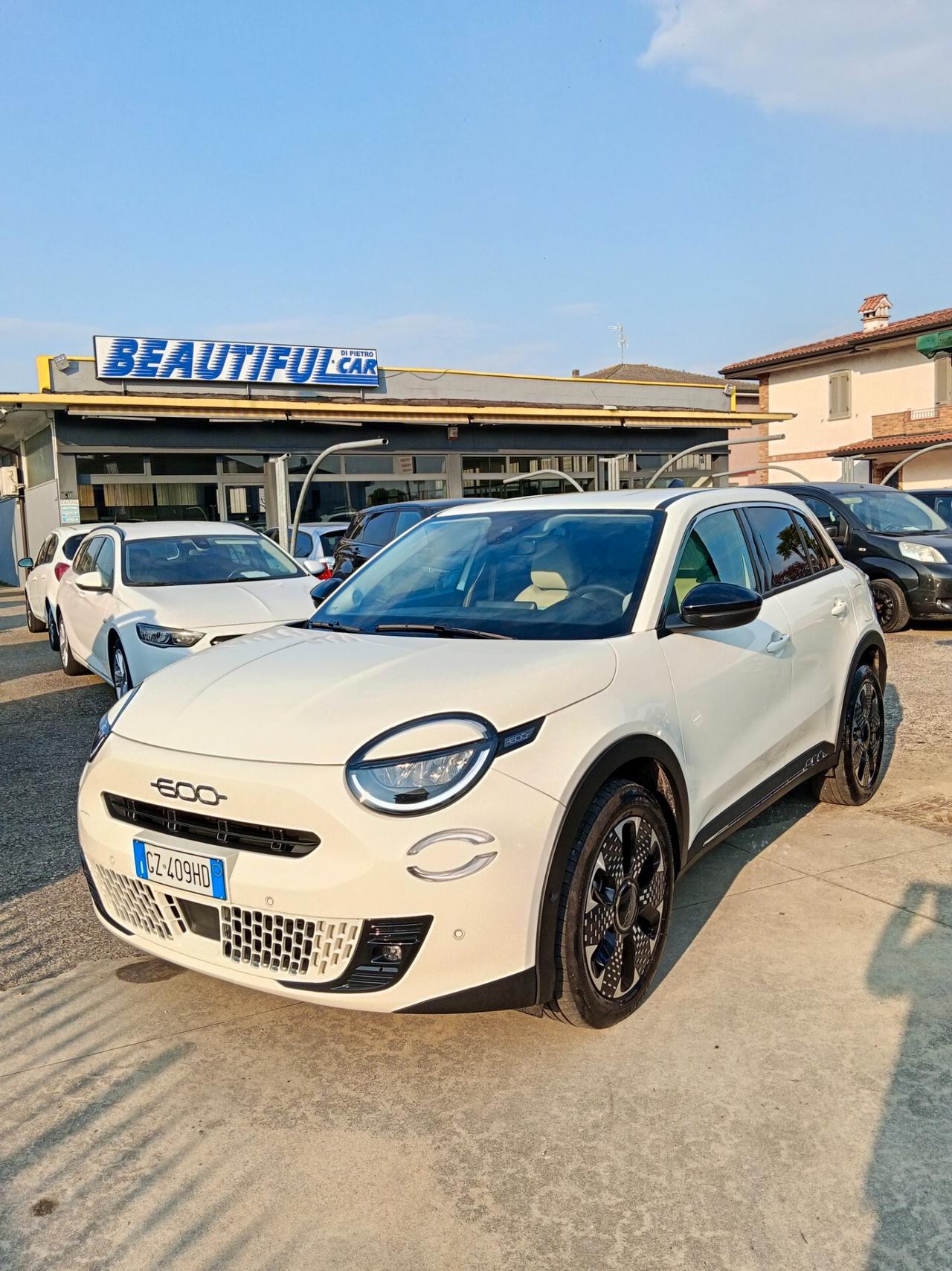 Fiat 600 Hybrid 110 CV DCT MHEV La Prima