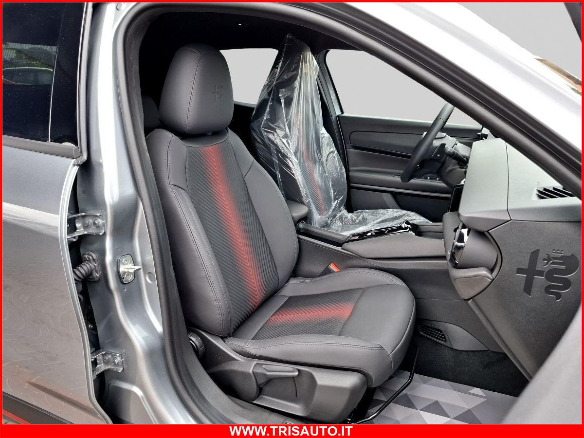 ALFA ROMEO Junior 1.2T Hybrid eDCT6 145cv Speciale NEOPATENTATI IVATA