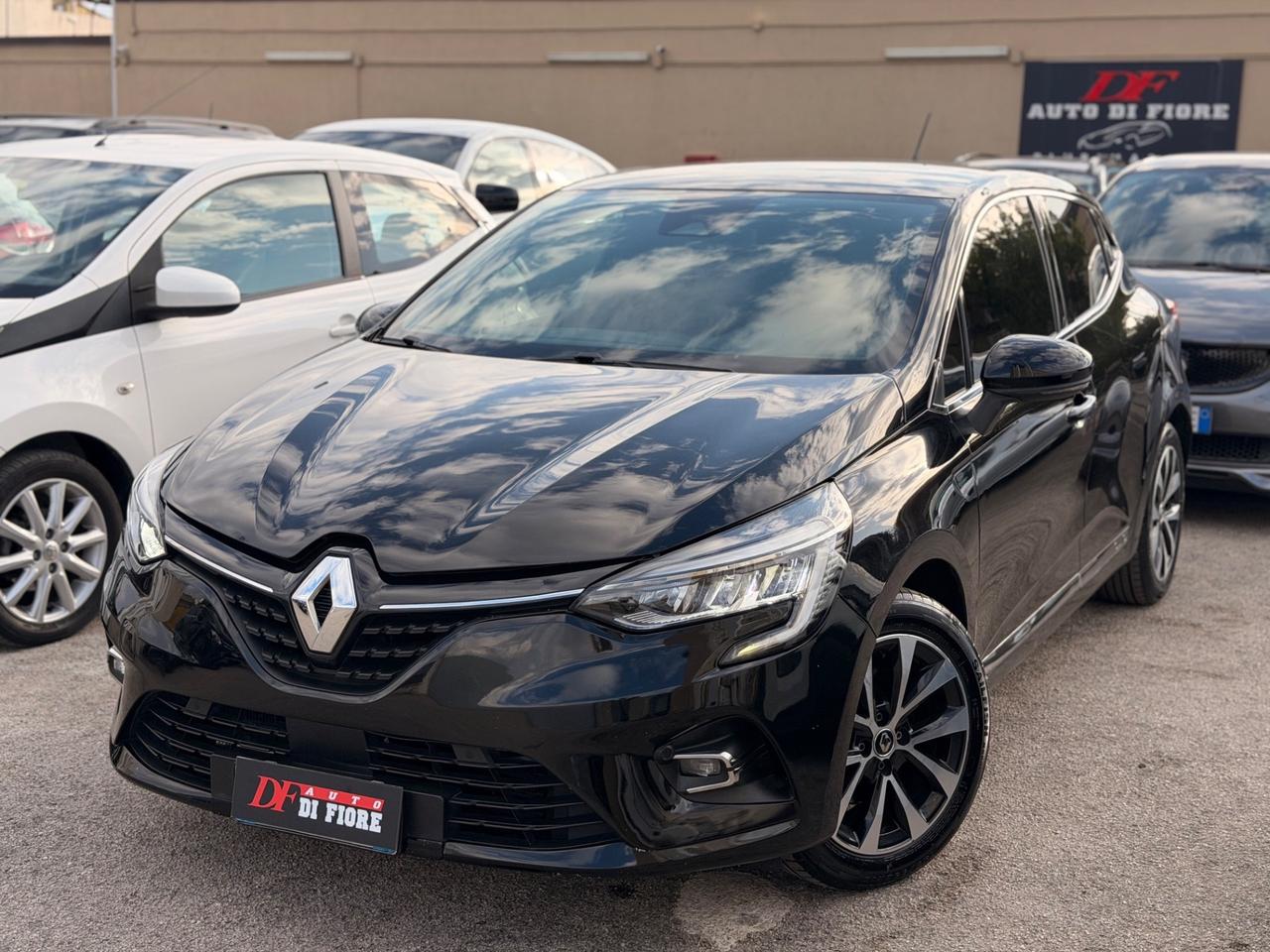 Renault Clio 1.5 dCi 115CV Initiale Paris COCKPIT FULL LED