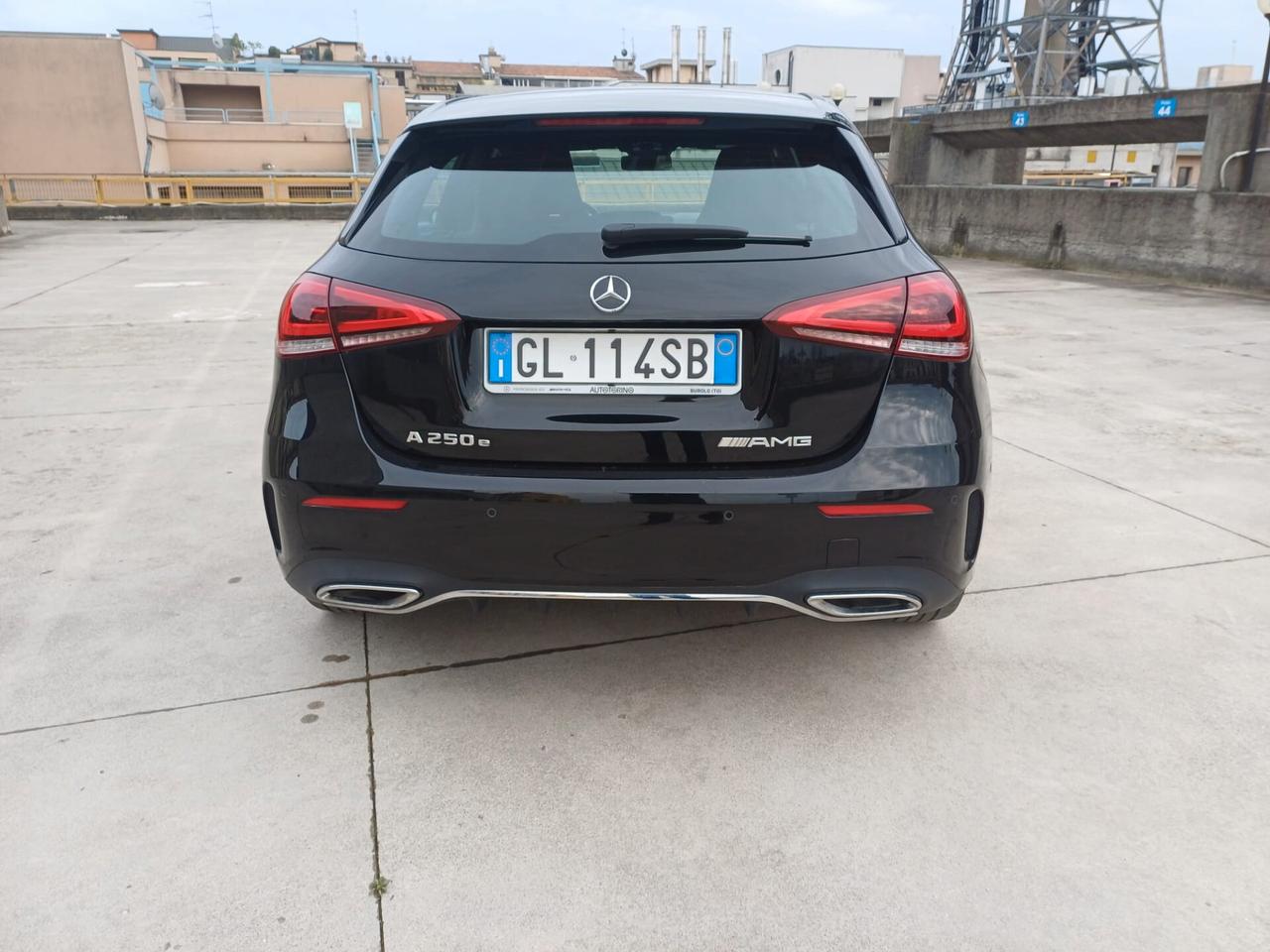 Mercedes-benz A 250 e hybrid EQ Premium