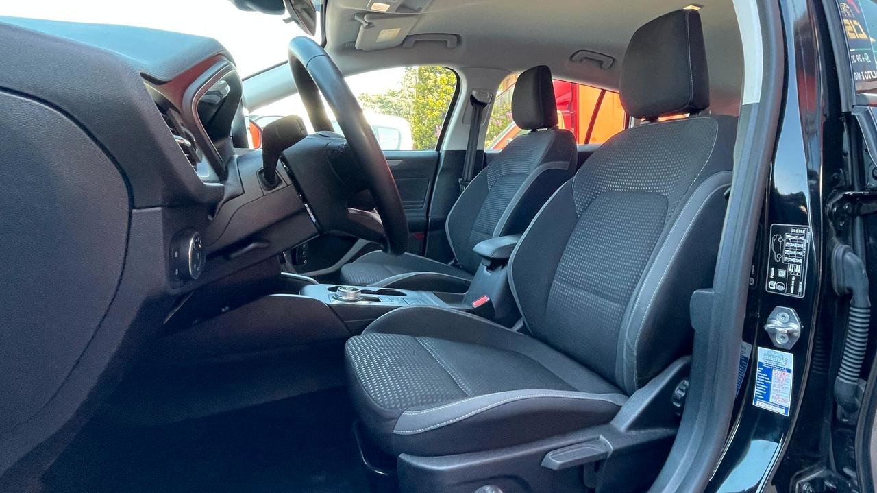FORD FOCUS 1.5 ECOBLUE BUSINESS SW 120CV - FULL LED, CAR PLAY, NEOPATENTATI