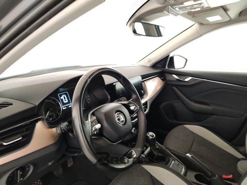 Škoda Kamiq Kamiq 1.5 tsi Black Dots 150cv