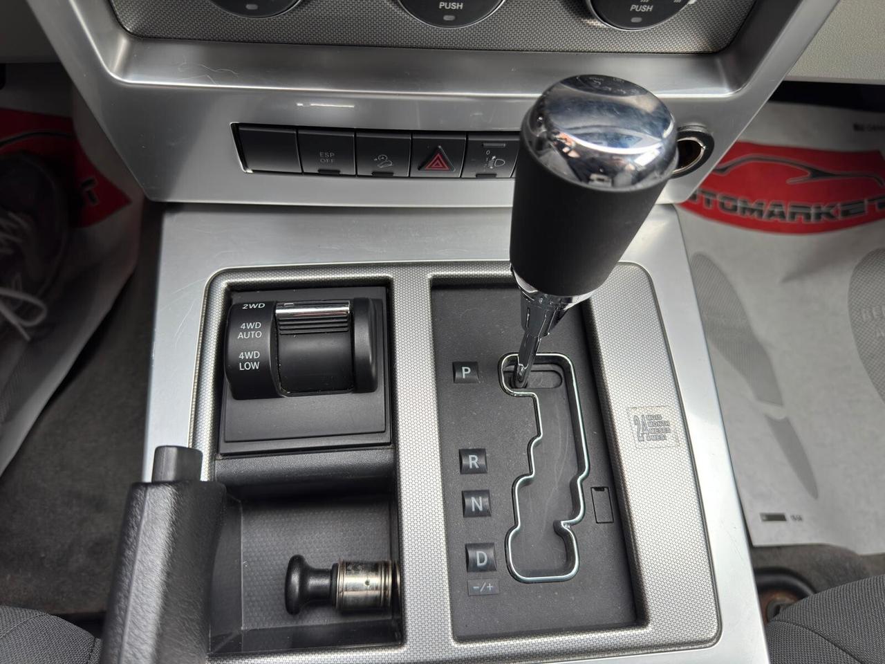 Jeep Cherokee 2.8 CRD Limited Auto