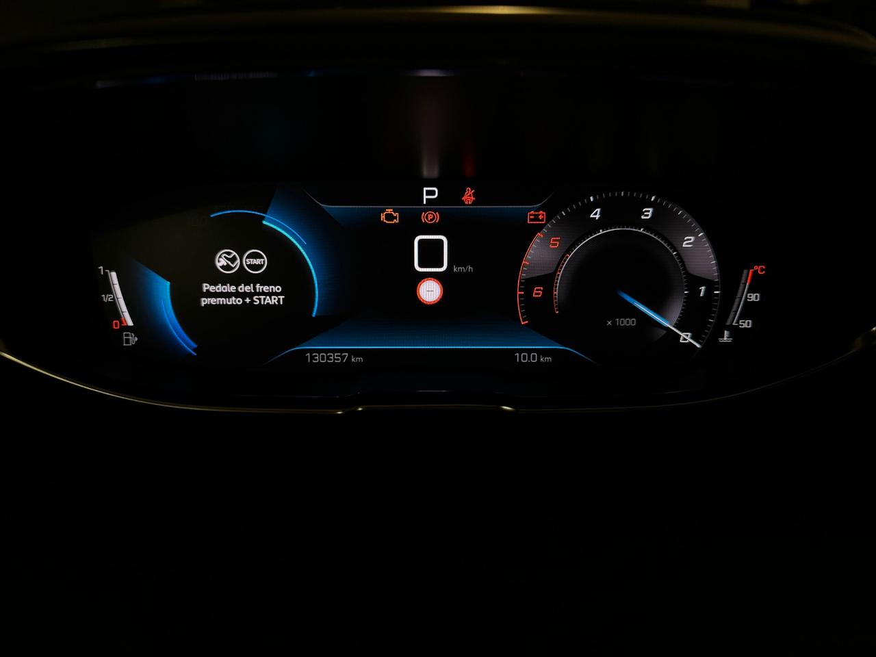 PEUGEOT 5008 1.5 BLUEHDI 130CV EAT8 7 POSTI ALLURE PACK 2021