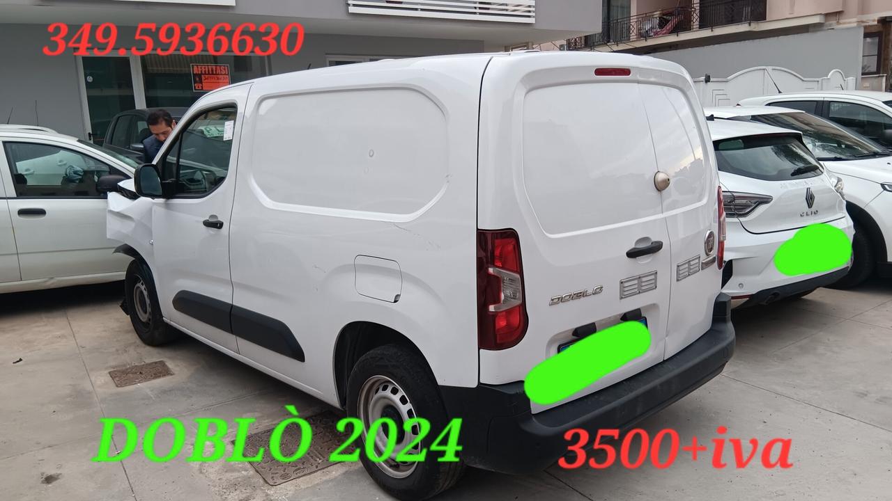 Fiat Doblò incidentata sinistrata mondialcars 024