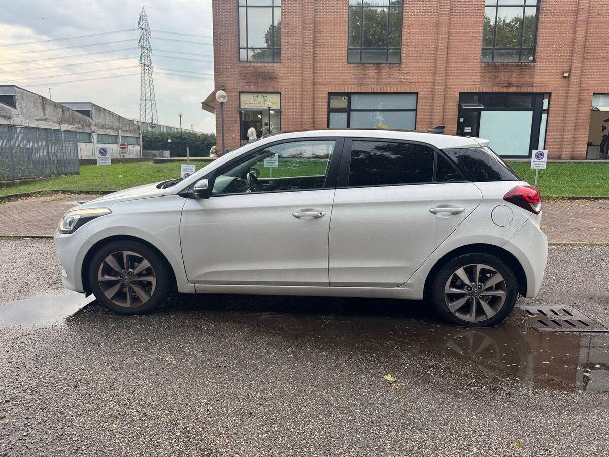 Hyundai i20 I20 1.4 Style 100cv 5p A T