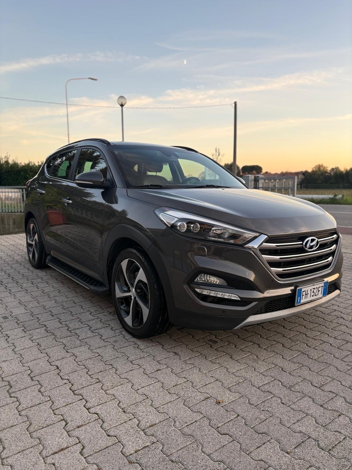 Hyundai Tucson 1.7 CRDi DCT XPossible NEOPATENTATI