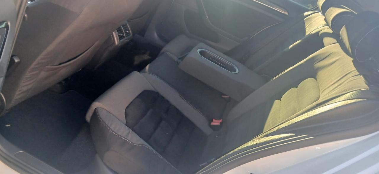 Volkswagen Golf 7° 2.0 TDI 5p. Highline BMT - 2012