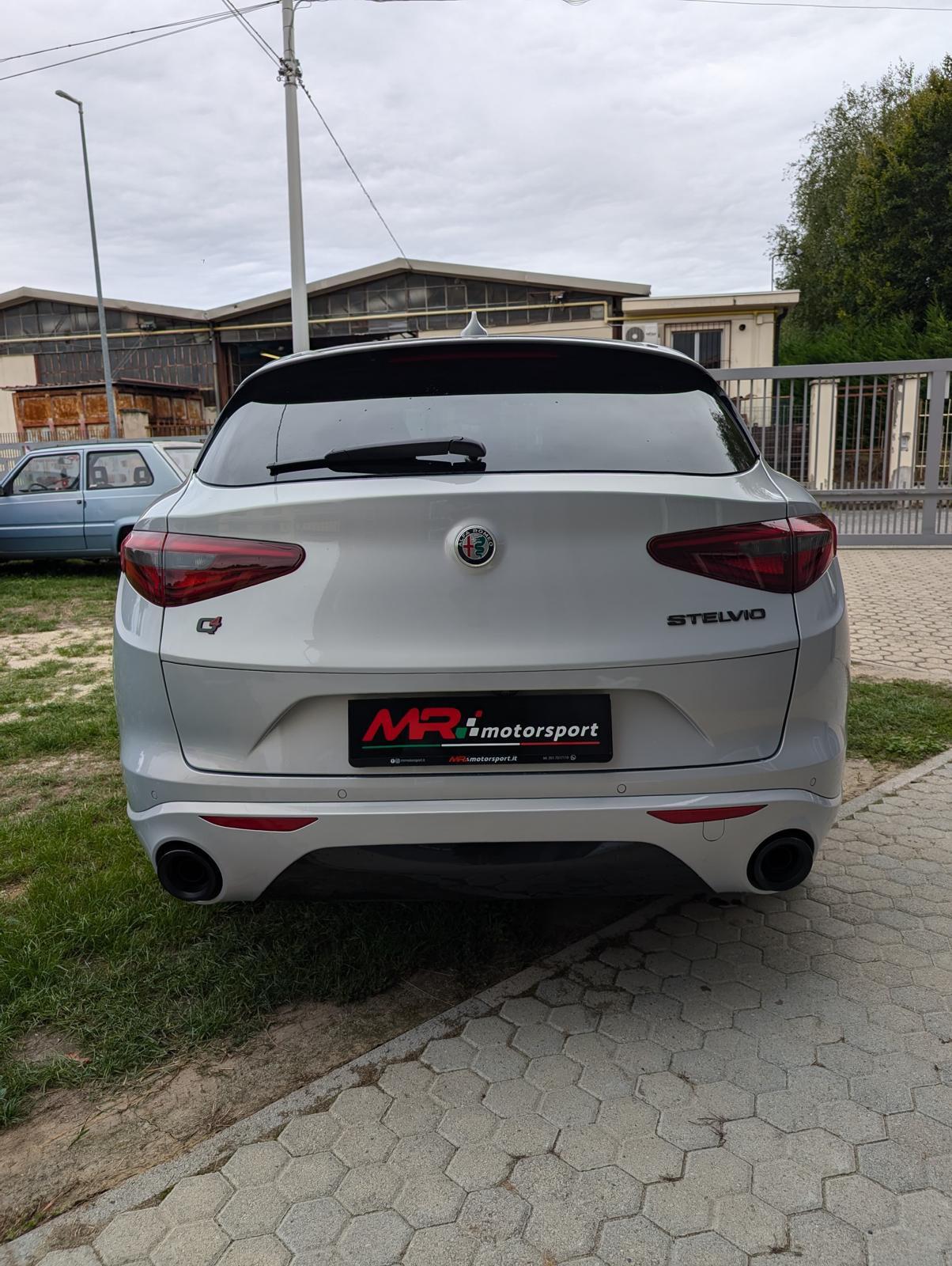 Alfa Romeo Stelvio 2.0 Turbo 280 CV AT8 Q4 Veloce