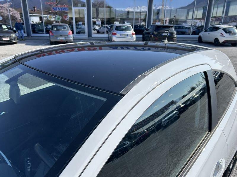 Opel Corsa 1.2 Coupé b-Color OK NEOPATENTATI