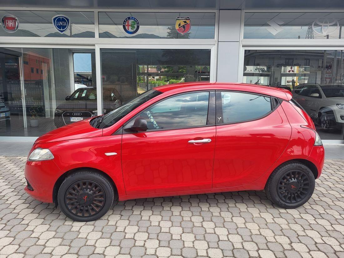 Lancia Ypsilon 1.3 MJT 16V 95 CV 5 PORTE