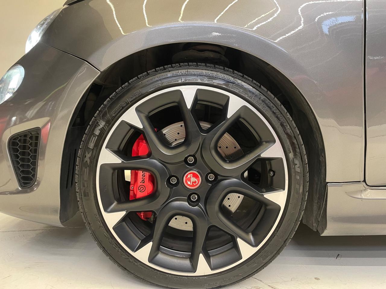 Abarth 595 1.4 Turbo T-Jet 180 CV Competizione
