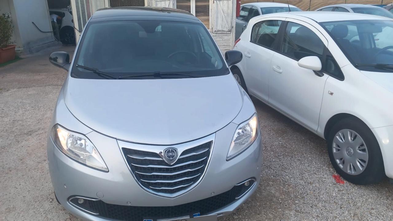 Lancia Ypsilon 1.3 MJT 16V 95 CV 5 porte S&S Platinum