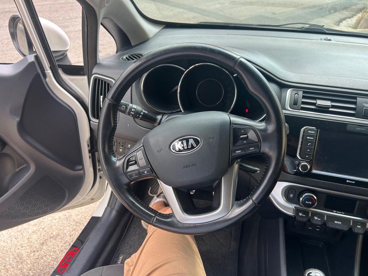 Kia Rio 1.4 CRDi 5p. Cool
