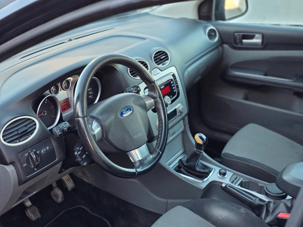 Ford Focus 1.6 TDCi (110CV) 5p. Tit. DPF