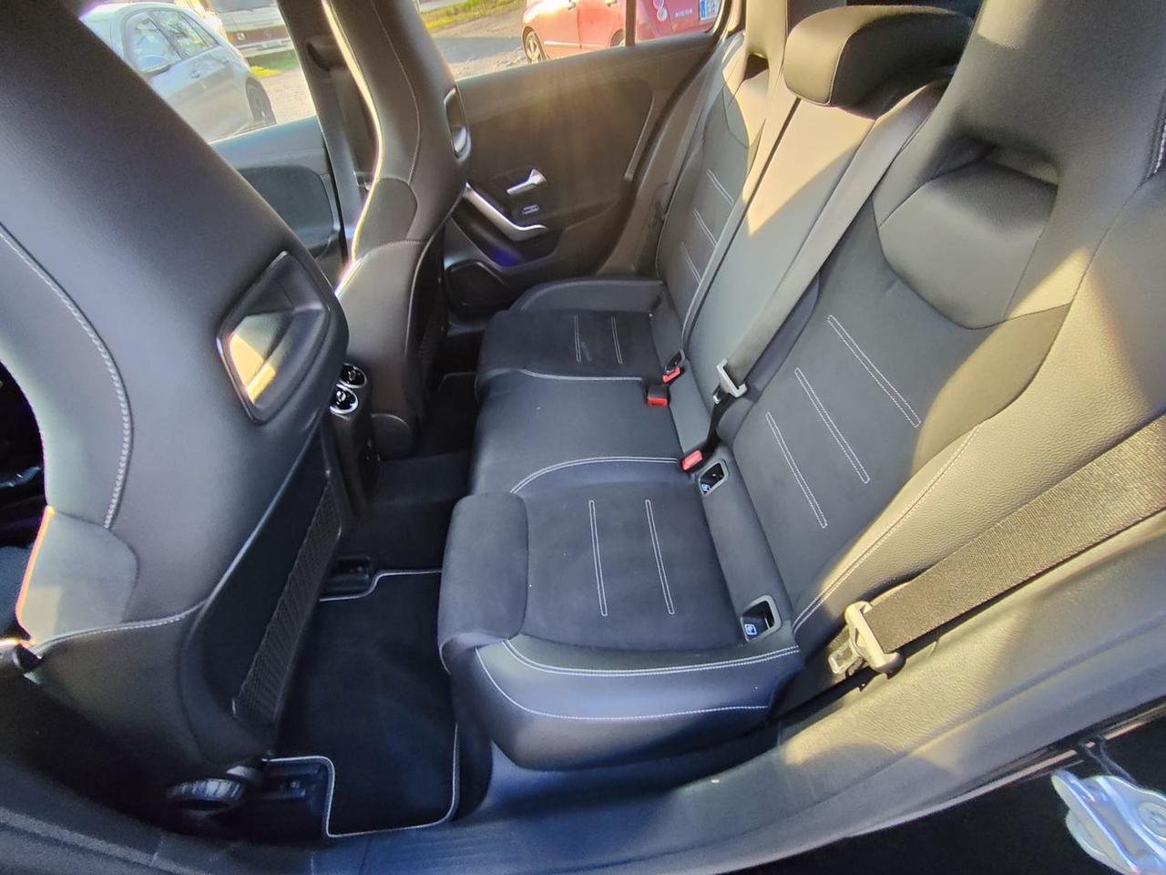 Mercedes-Benz A 180 AMG Line Premium Plus Ni #9535