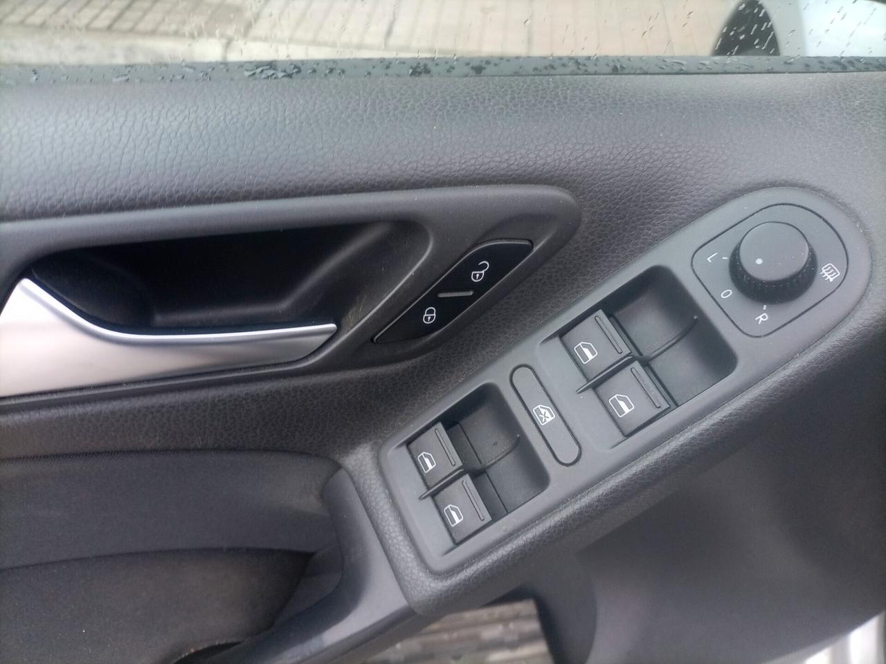 Volkswagen Golf 1.6 TDI DPF 5p. Comfortline